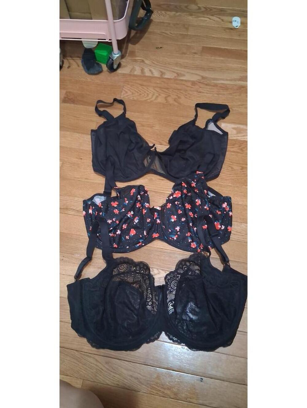 Lot Of 3 Size 36M Full Coverage No Padding Bras Underwire Black Floral